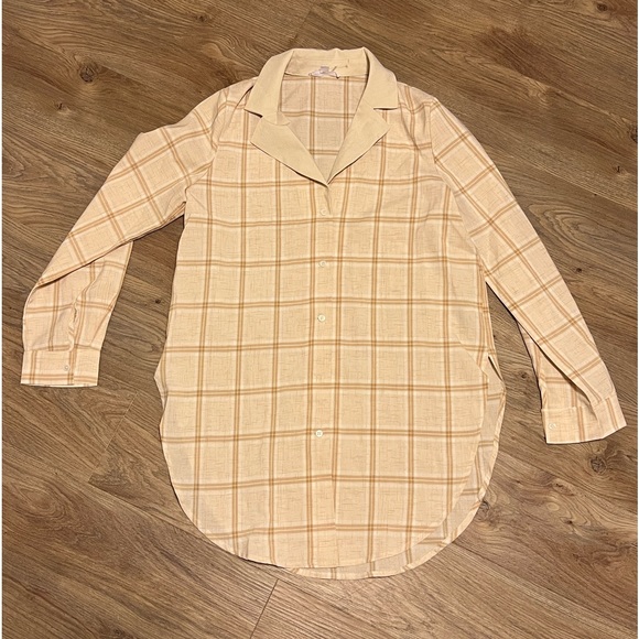 Plaid Button Down Top - Picture 1 of 2
